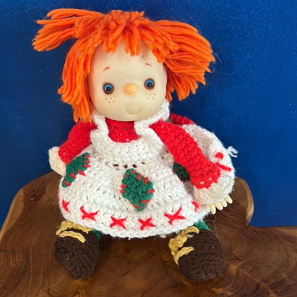 Vintage Strawberry Shortcake Doll Crochet Knitted Cloths Vinyl Face